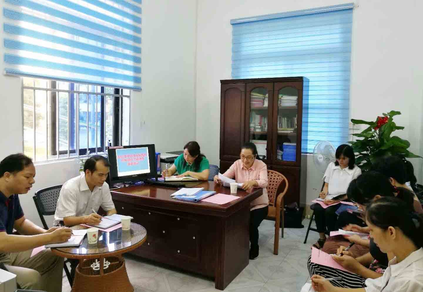 崇左：挺纪在前　持之以恒纠正“四风”