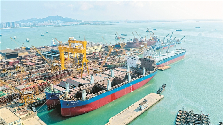 时代专论丨追求实实在在的发展